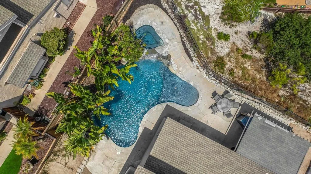 https://cdn.realtyfeed.com/cdn/127/306466181/b55525a15bc67eb576efb1e56315499e.webp