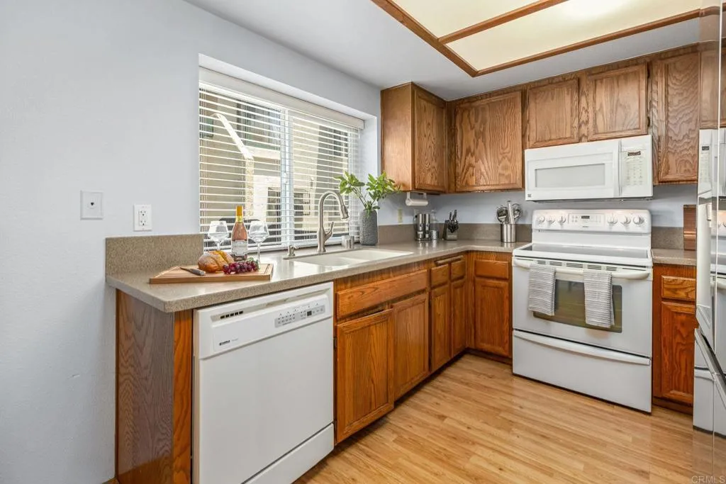 Photo #9: PTP2504421 Listing: Photo #9