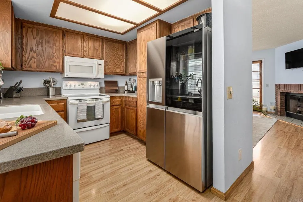 Photo #11: PTP2504421 Listing: Photo #11