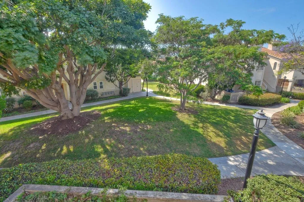 https://cdn.realtyfeed.com/cdn/127/306466239/a748c6dc0549cda870a6c089620043a0.webp