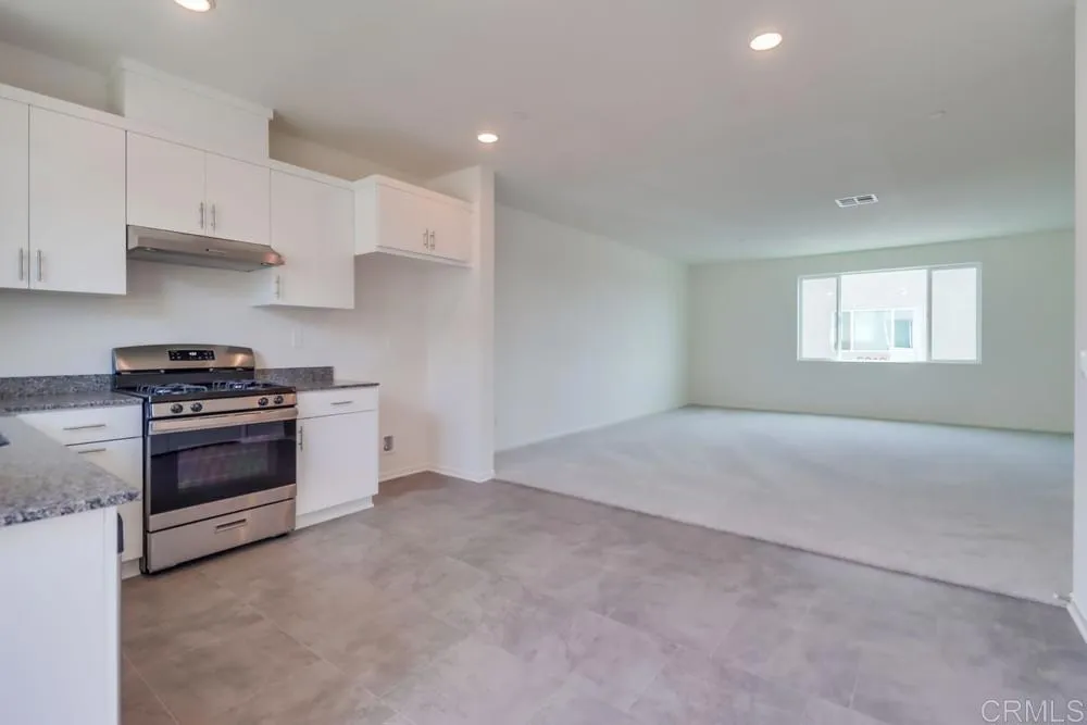 Photo #12: PTP2504427 Listing: Photo #12