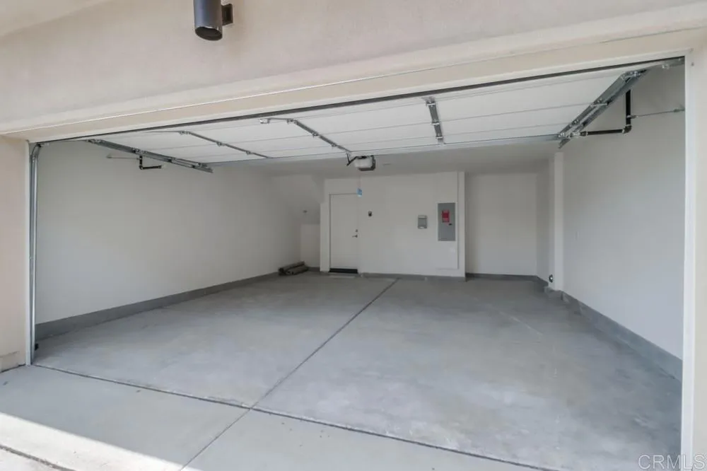 Photo #33: PTP2504427 Listing: Photo #33