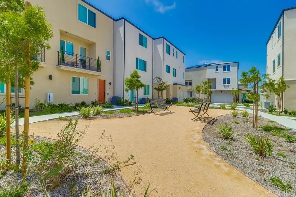 Photo #36: PTP2504427 Listing: Photo #36