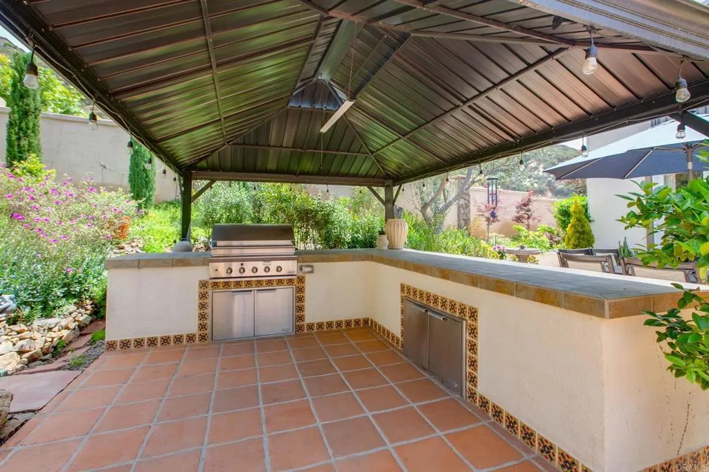 https://cdn.realtyfeed.com/cdn/127/306466537/1c123352cd63aa33355a6db18a361e57.webp