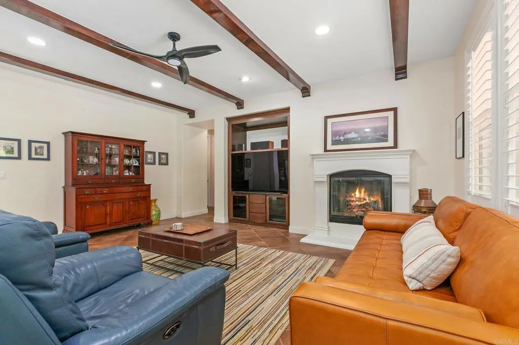 https://cdn.realtyfeed.com/cdn/127/306466537/4463088c251a944ca618d2a7a42c055e.webp