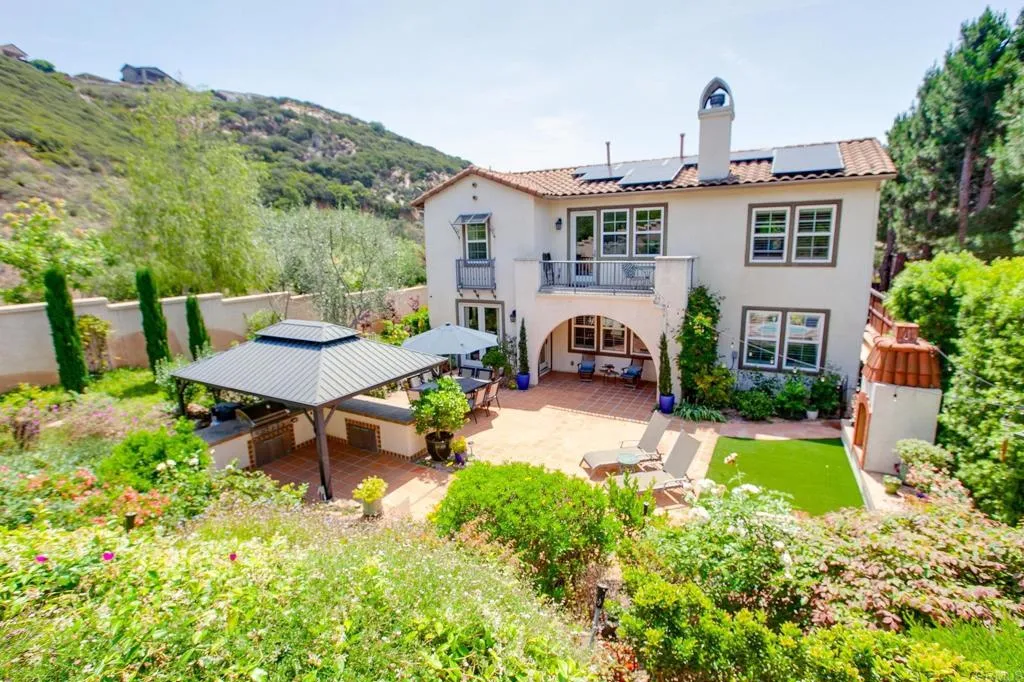 https://cdn.realtyfeed.com/cdn/127/306466537/698e9533061f682f600236bac819ccc5.webp