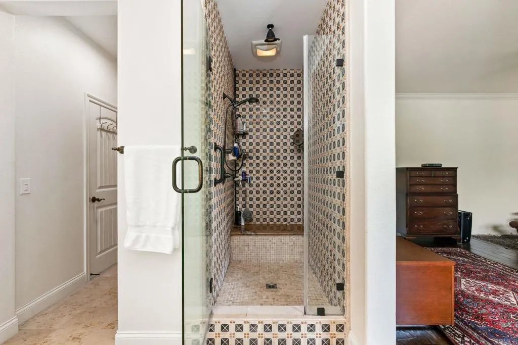 https://cdn.realtyfeed.com/cdn/127/306466537/9b1dfd4a1fa538c3c23903da688fbe1e.webp