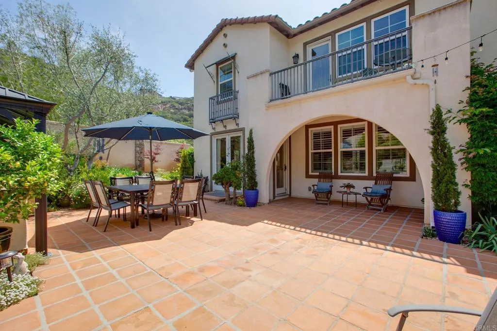 https://cdn.realtyfeed.com/cdn/127/306466537/dfcd4069530ddf299c4b1c7c5b459973.webp