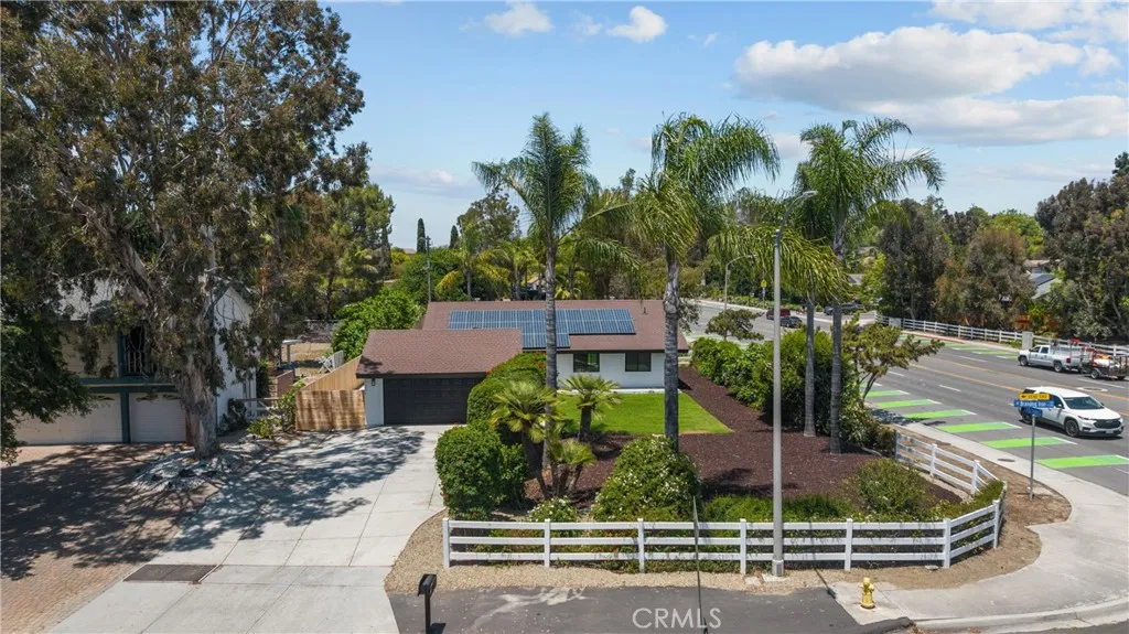 https://cdn.realtyfeed.com/cdn/127/306466541/a220fe9e36cedf60fa88544c7a00d4be.webp
