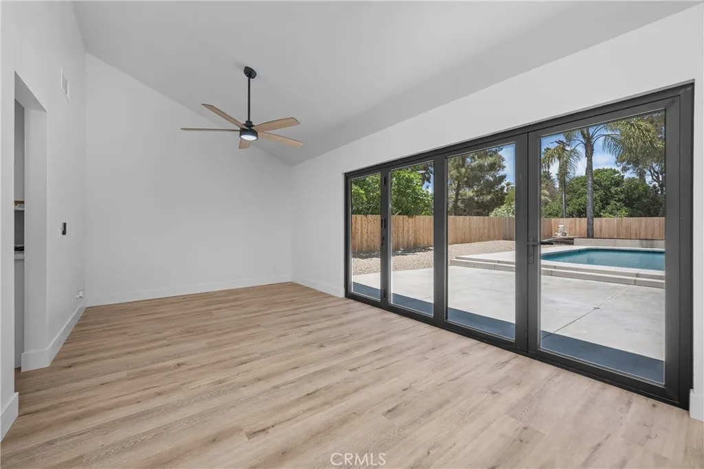 https://cdn.realtyfeed.com/cdn/127/306466541/e7bd7143a78bad24f3bd24ad735a38a1.webp