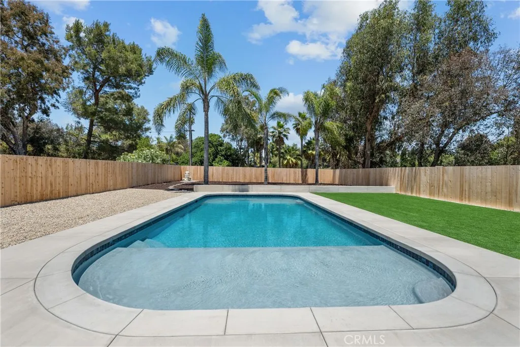 https://cdn.realtyfeed.com/cdn/127/306466541/fb8a63b974a033a5ee4b2fc4d335f39c.webp