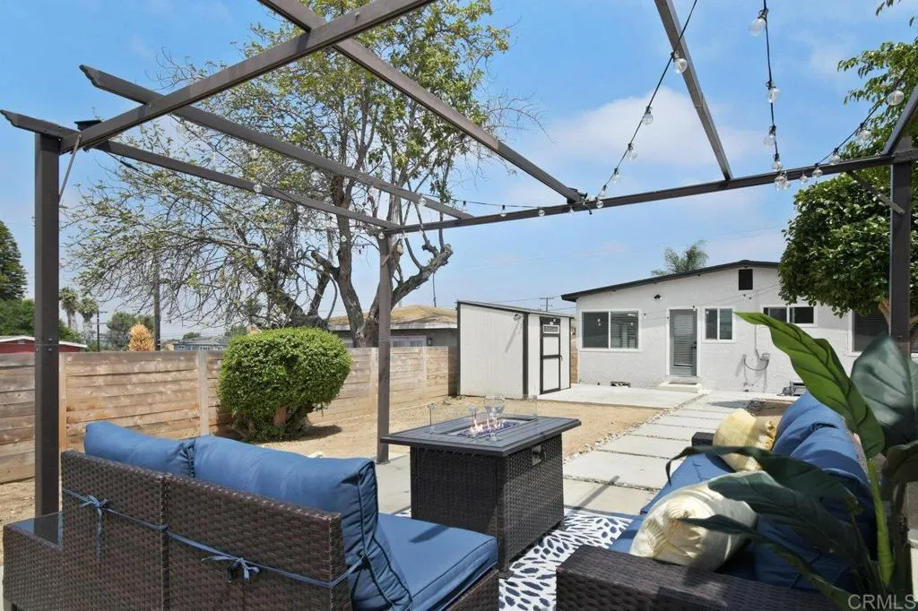 https://cdn.realtyfeed.com/cdn/127/306466547/06fc1c5a9d2818465efaa996d02e8e1f.webp