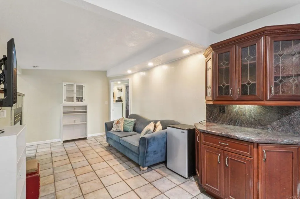 https://cdn.realtyfeed.com/cdn/127/306466554/04515860960640b7a2656654b81a76f7.webp