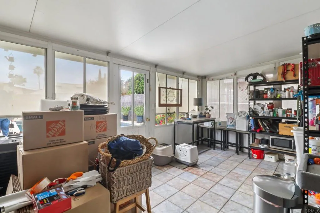 https://cdn.realtyfeed.com/cdn/127/306466554/06afde5a79ccaa7a46deb61616a5431a.webp
