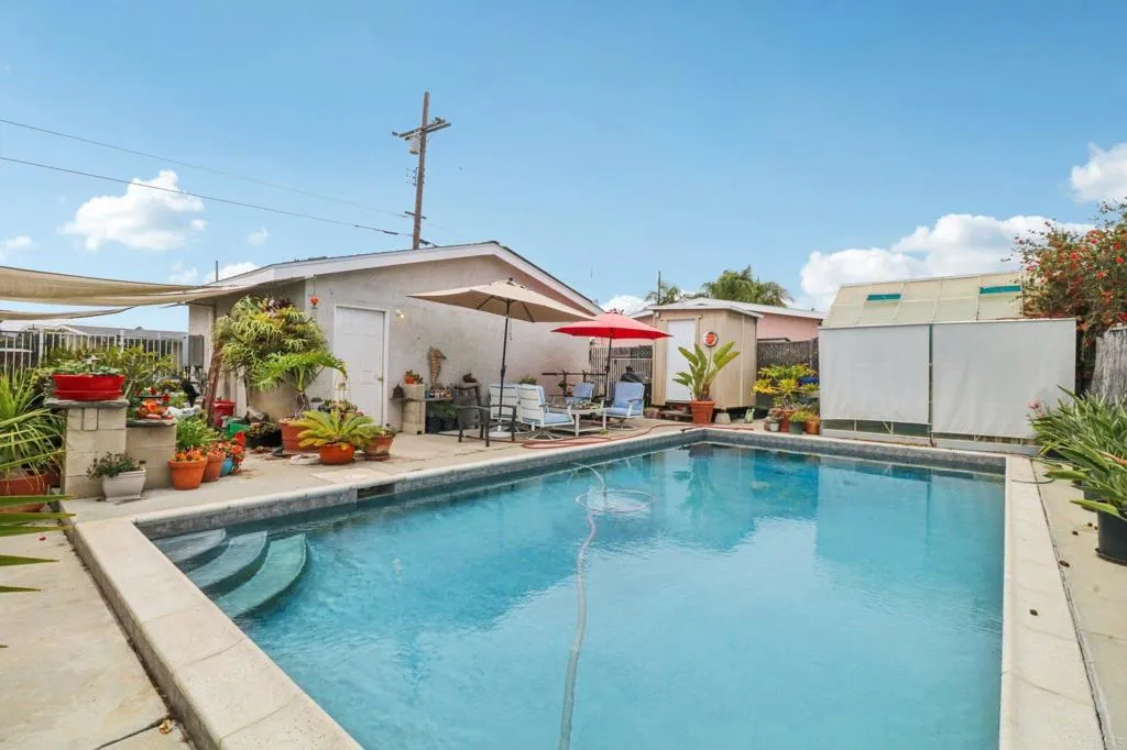 https://cdn.realtyfeed.com/cdn/127/306466554/0d7f6418cd7fffe655497417d1455f21.webp