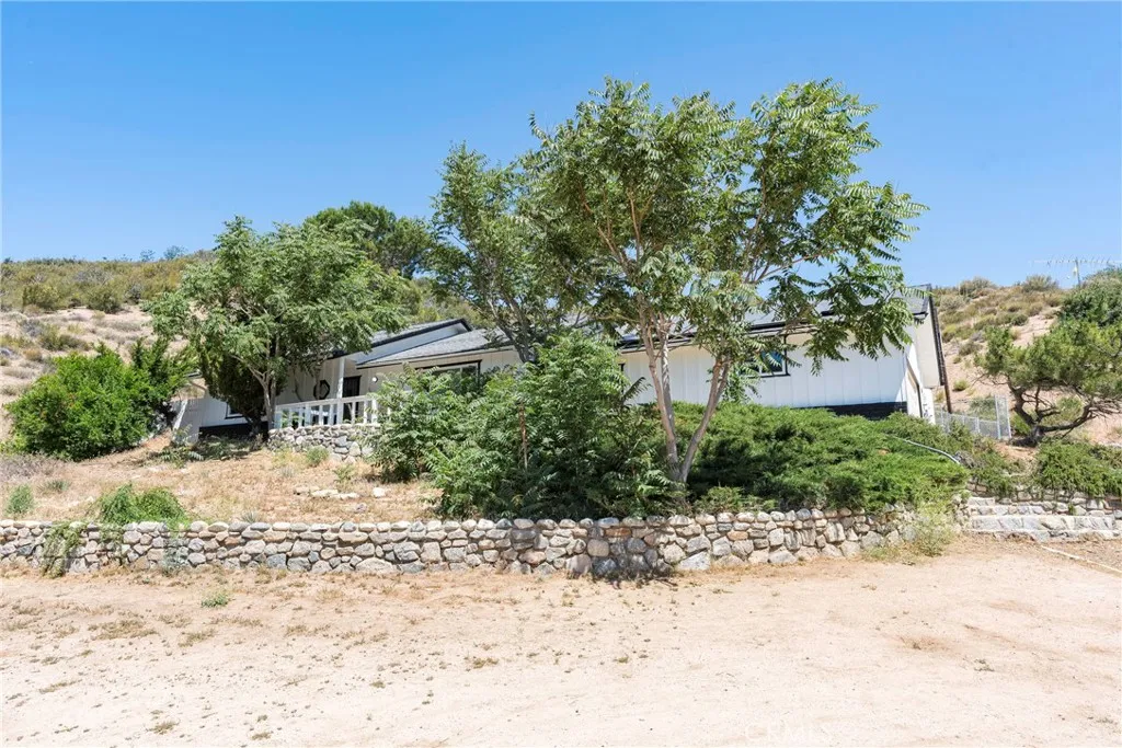 26865 Pine Canyon Road, Lake Hughes, CA 93532 - Photo 3 of 74, Lake Hughes, CA