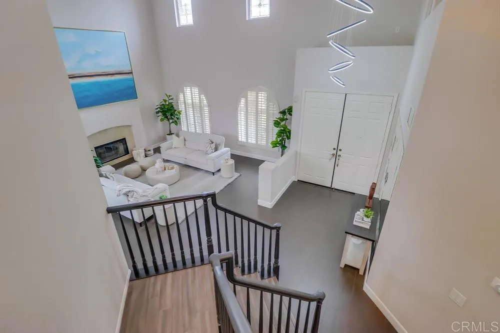 https://cdn.realtyfeed.com/cdn/127/306466626/db2b9a5eca2f9b538f2650e1111c883e.webp