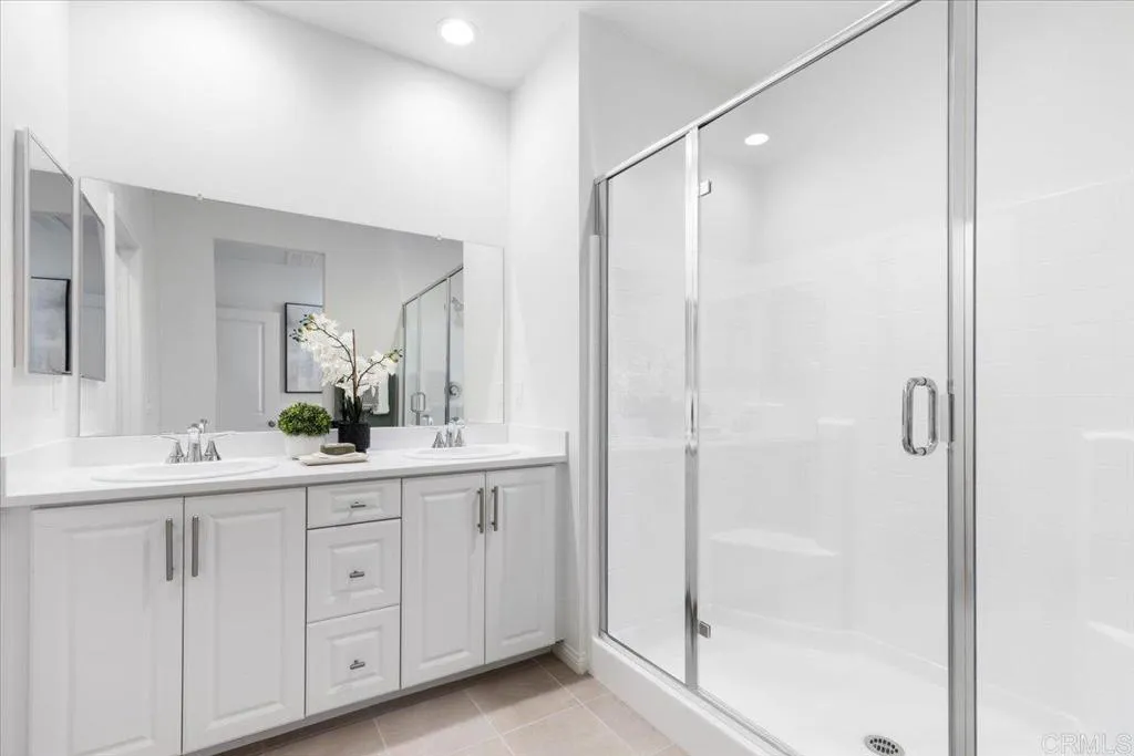 Photo #3: PTP2504436 Listing 