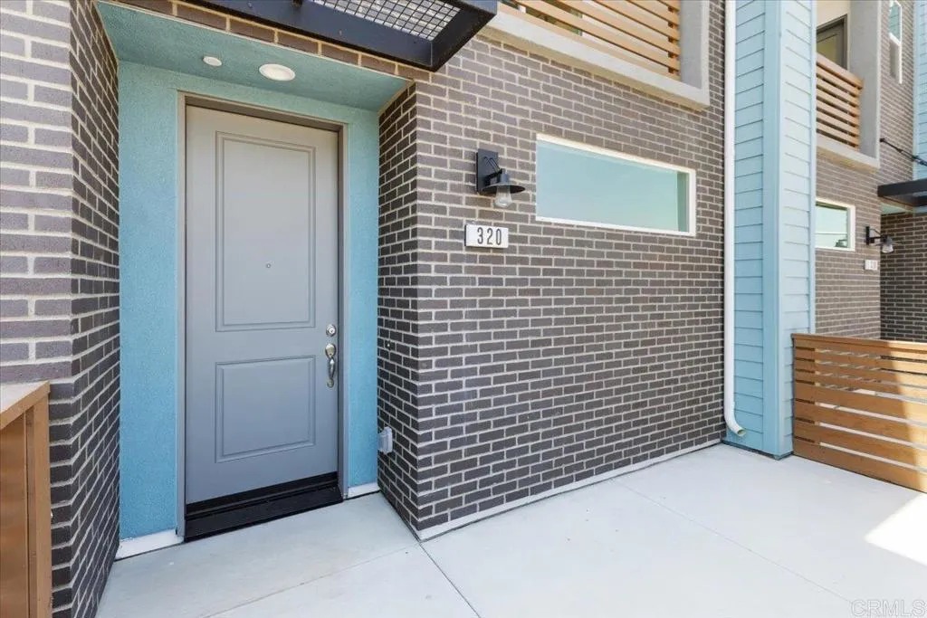 https://cdn.realtyfeed.com/cdn/127/306466667/37cfd92929cd4437f10aa98cee159e56.webp