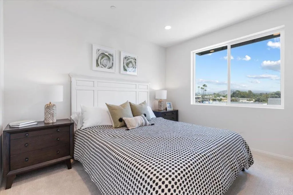 Photo #4: PTP2504436 Listing 
