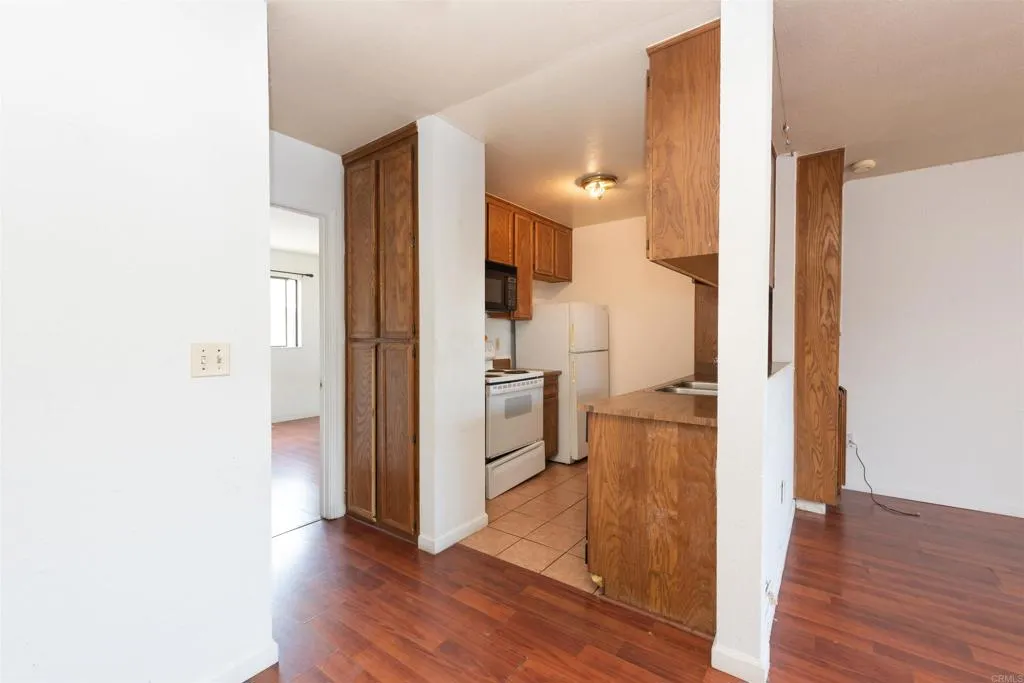 Photo #6: PTP2504437 Listing 