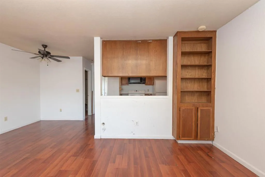 Photo #5: PTP2504437 Listing 