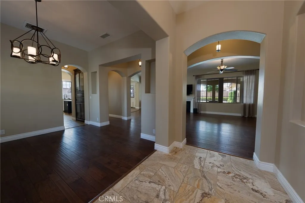 125 W Franklin Avenue, Ridgecrest, CA 93555 - Photo 5 of 32, Ridgecrest, CA