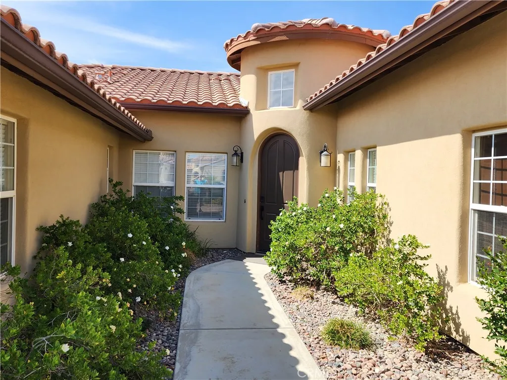 125 W Franklin Avenue, Ridgecrest, CA 93555 - Photo 2 of 32, Ridgecrest, CA
