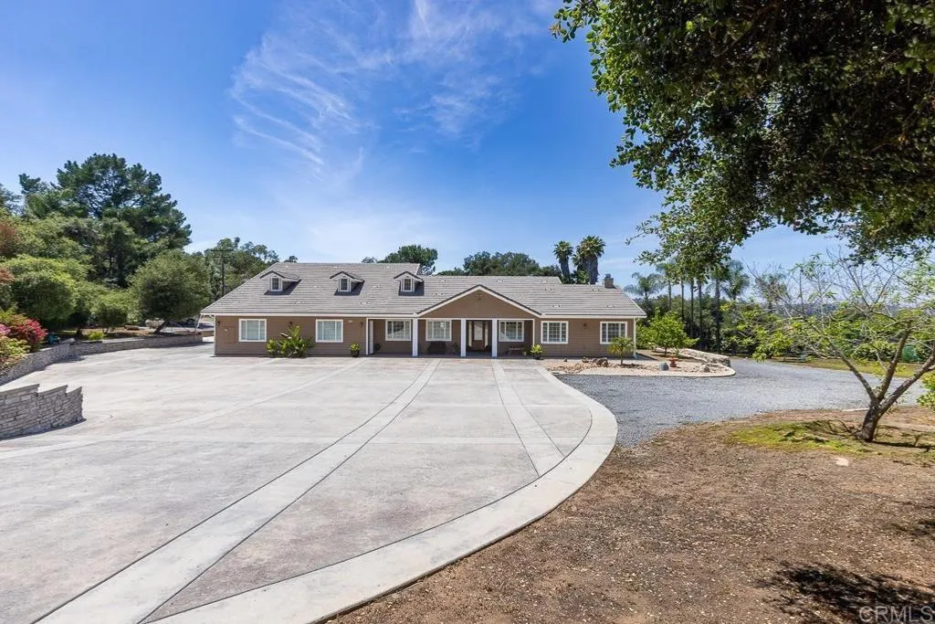 https://cdn.realtyfeed.com/cdn/127/306466881/23c5739fd0a9f73f718082f287388c1f.webp