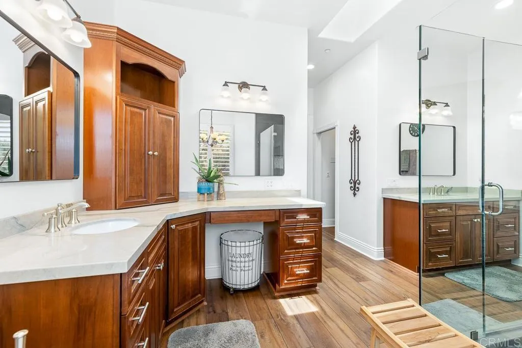 https://cdn.realtyfeed.com/cdn/127/306466881/ced2c4e78be9dd46d9f005677ad766dd.webp