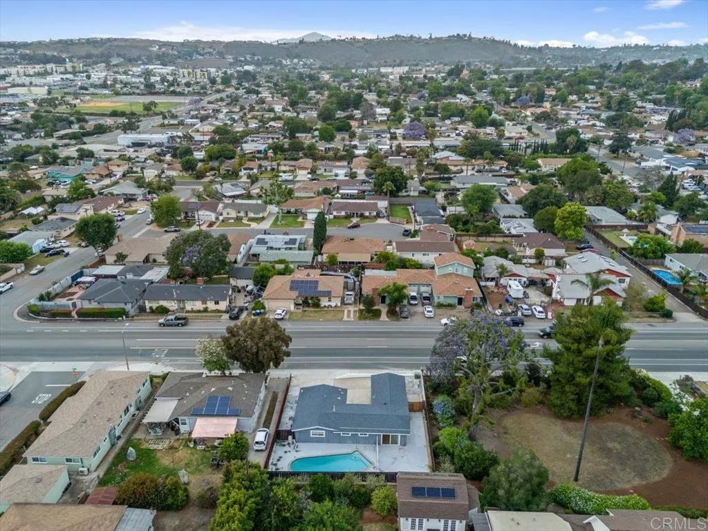 https://cdn.realtyfeed.com/cdn/127/306466910/222705a2e1d2934a0098e33d4bb51952.webp