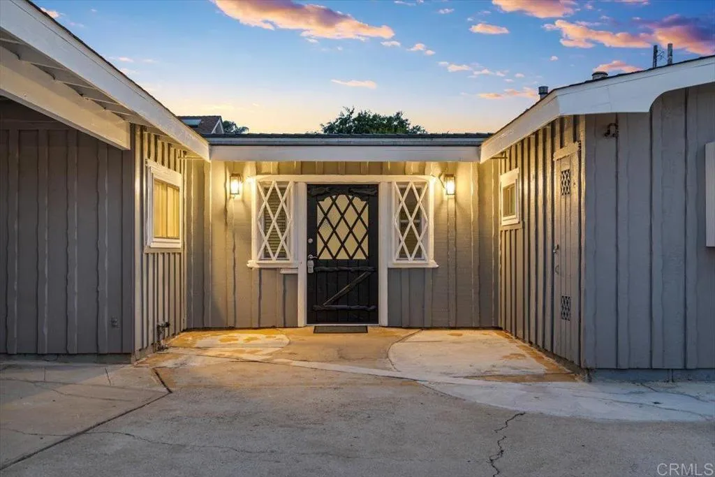 https://cdn.realtyfeed.com/cdn/127/306466910/8e82b2348a156c8994d909a19bdd952b.webp