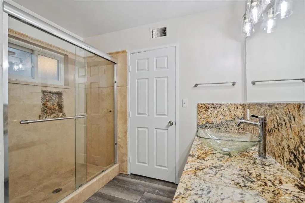 https://cdn.realtyfeed.com/cdn/127/306466910/98d693f0d85581ae5cd638fadbc997c1.webp
