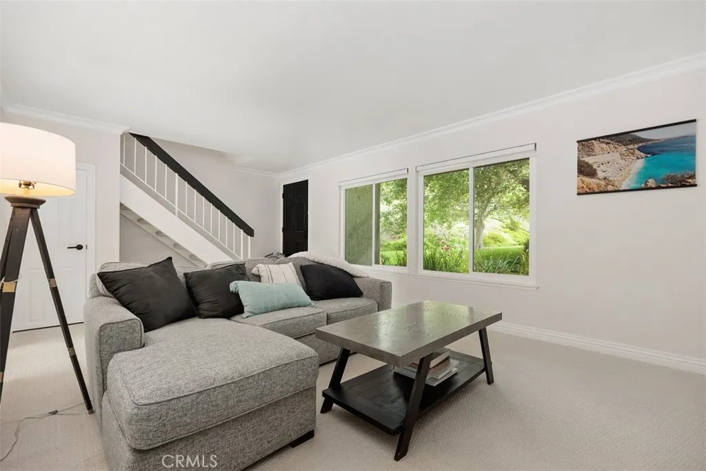 https://cdn.realtyfeed.com/cdn/127/306466944/ad4c766bbcf6c593e15692580129c1a2.webp