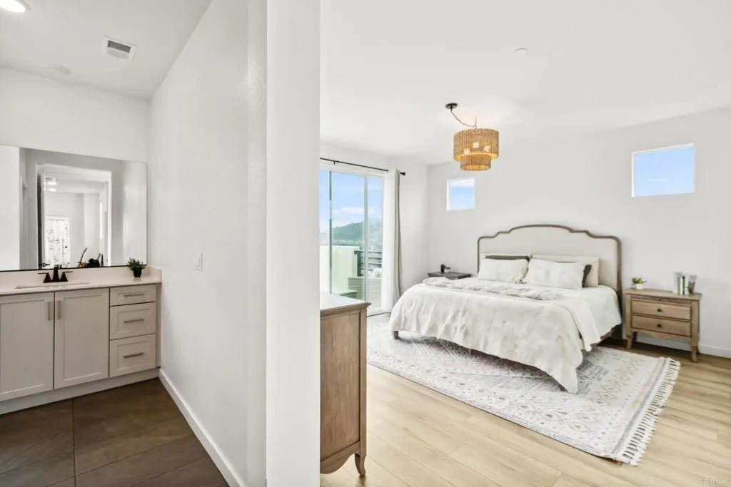 https://cdn.realtyfeed.com/cdn/127/306466966/0dec47036b051df778312e8cce0157e6.webp