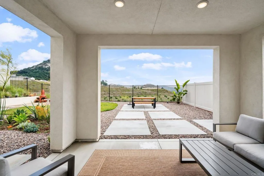 https://cdn.realtyfeed.com/cdn/127/306466966/3348ef27f12147be26461d60afcc5a08.webp