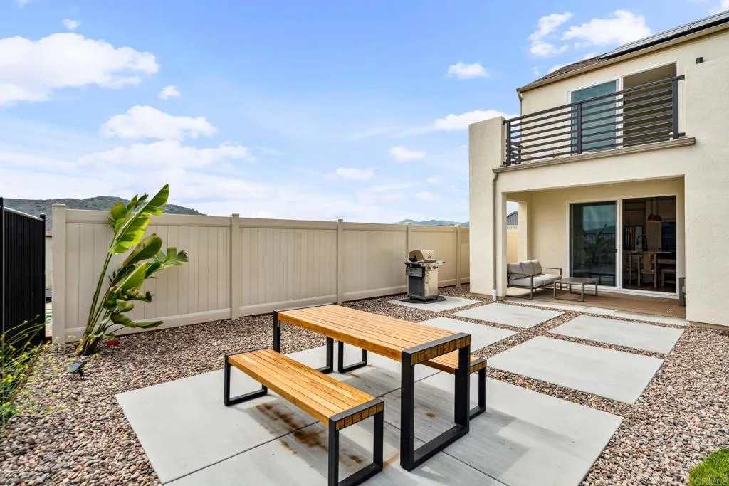 https://cdn.realtyfeed.com/cdn/127/306466966/96cb1a64b81213ed294440d17efd44da.webp
