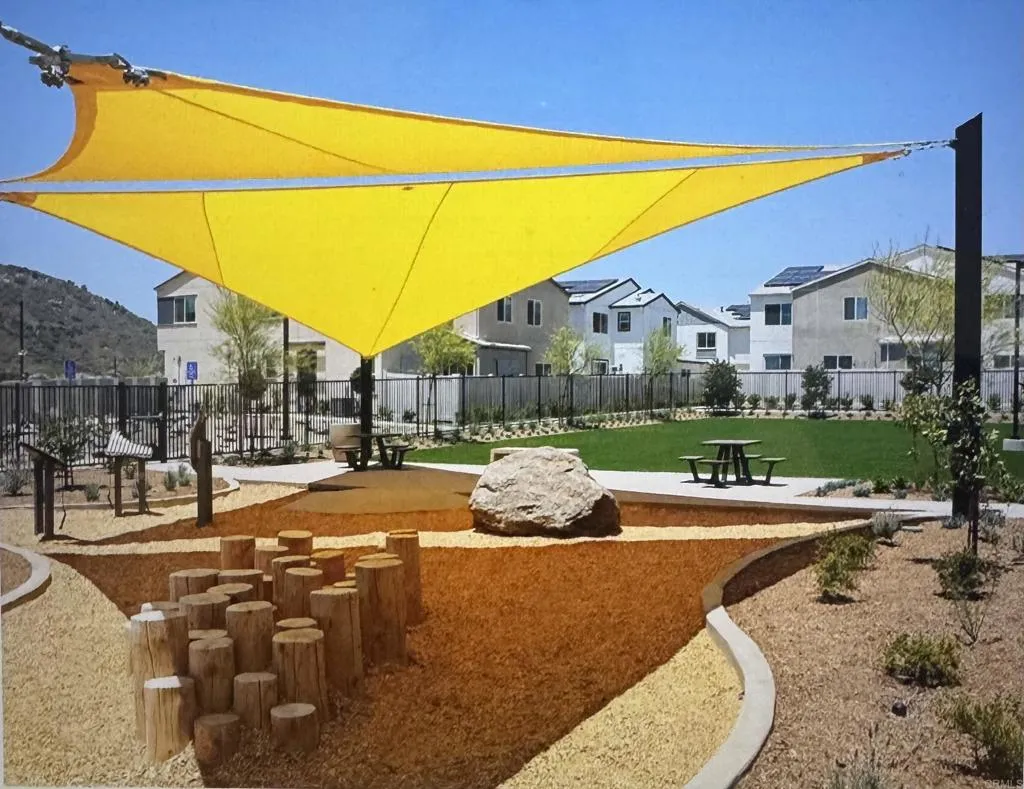 https://cdn.realtyfeed.com/cdn/127/306466966/ae967da49ad04f5451ed334eae9c7dd6.webp