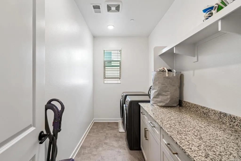 https://cdn.realtyfeed.com/cdn/127/306466966/ca2709bae5a06856bafb029d8cb4f201.webp