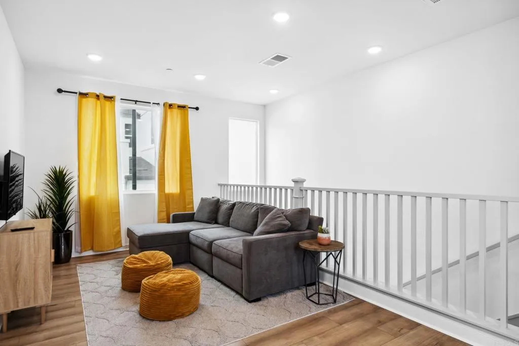 https://cdn.realtyfeed.com/cdn/127/306466966/d49c6c06b5d81325f2404e2483f9bcbc.webp
