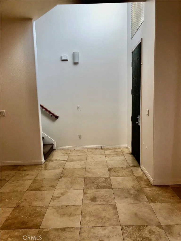 https://cdn.realtyfeed.com/cdn/127/306467062/0797cbba5edc648b04351a4bb5893e03.webp