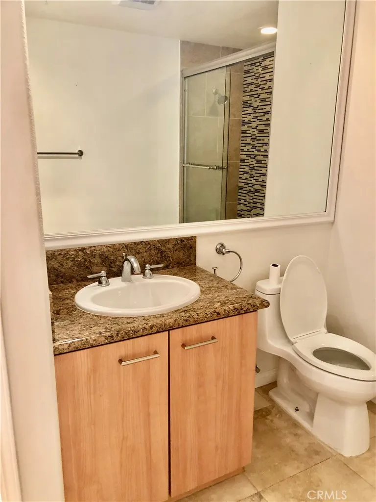 https://cdn.realtyfeed.com/cdn/127/306467062/0bdf3e287cf31f23c9fa353d71ed7f22.webp