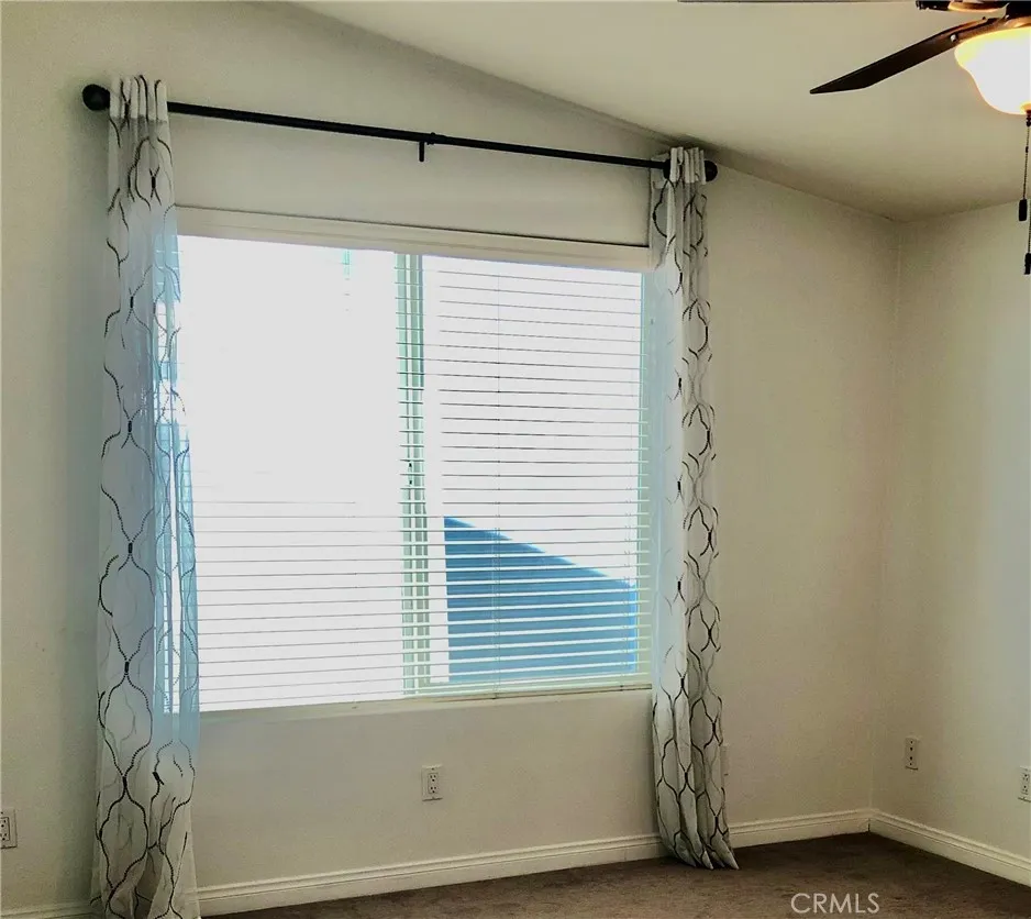 https://cdn.realtyfeed.com/cdn/127/306467062/3fe63ac323014cab6e403ea6e26990a5.webp