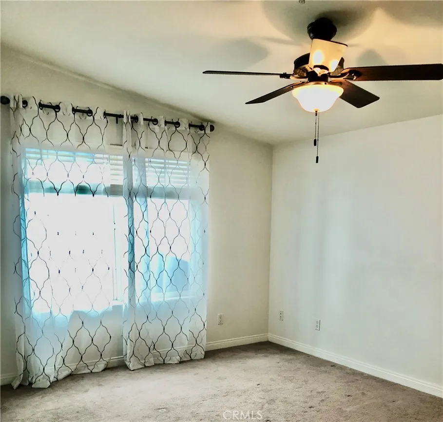https://cdn.realtyfeed.com/cdn/127/306467062/4c2a948878bc2b1062eebc8c78579a54.webp