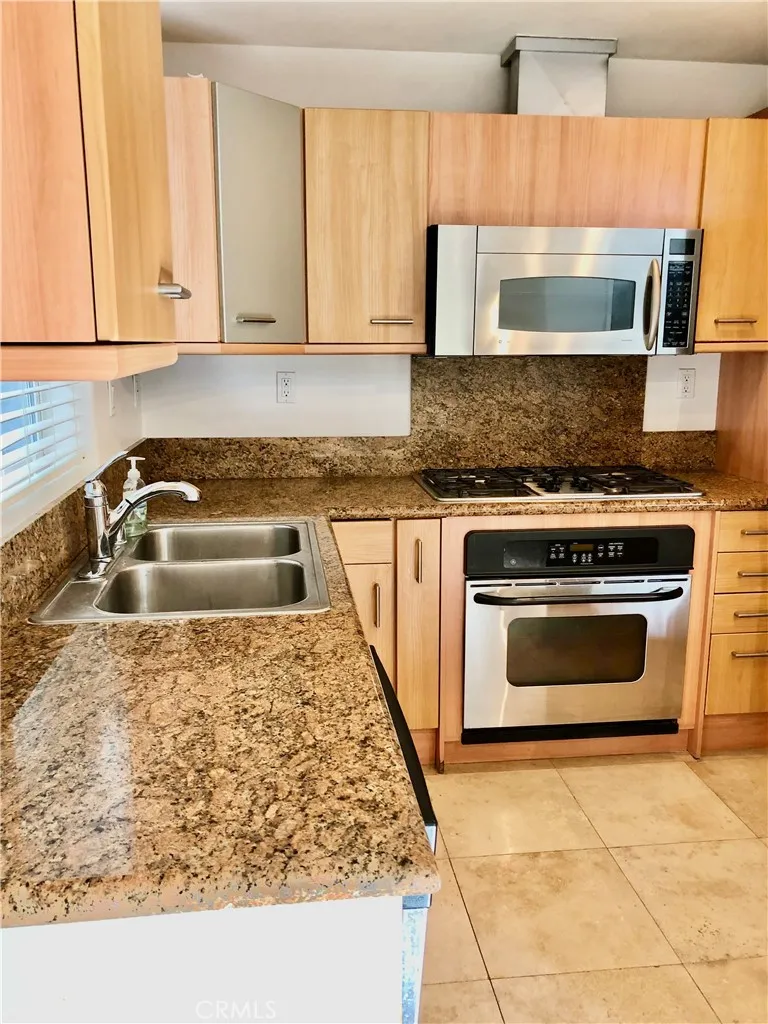 https://cdn.realtyfeed.com/cdn/127/306467062/572fda53c3377215bea9b725e3c7f317.webp