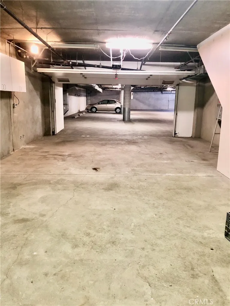 https://cdn.realtyfeed.com/cdn/127/306467062/5a0fc88306b444ae75dd73e6e552635b.webp