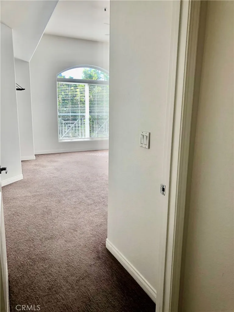 https://cdn.realtyfeed.com/cdn/127/306467062/604db0c741ff048c8e3a1d1d7f17d259.webp