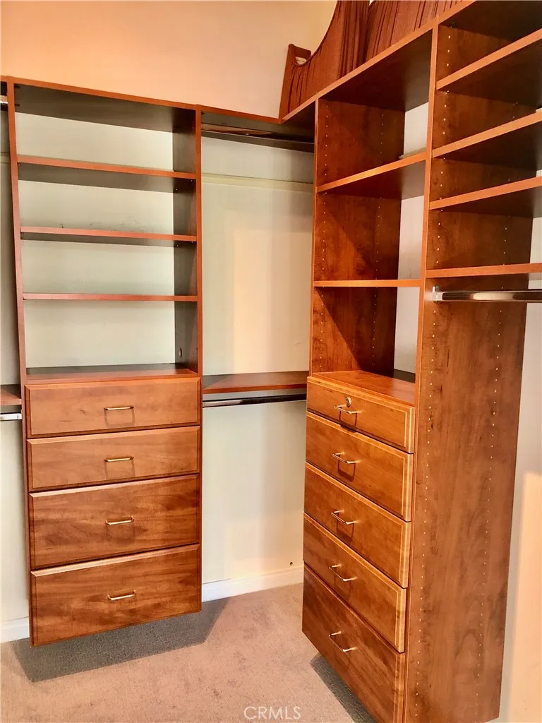 https://cdn.realtyfeed.com/cdn/127/306467062/84d976fdcc0d384245220612a36a58fe.webp