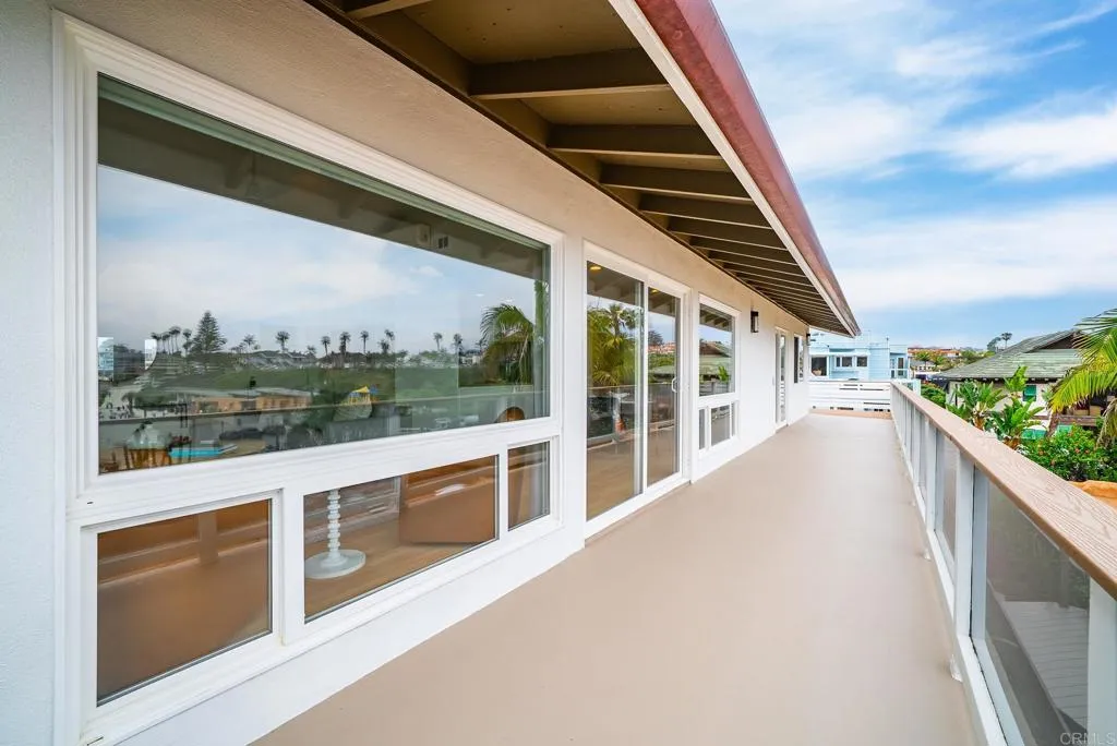 https://cdn.realtyfeed.com/cdn/127/306467107/20c0fa1542fbb0e35bc8aeaf8fdda632.webp