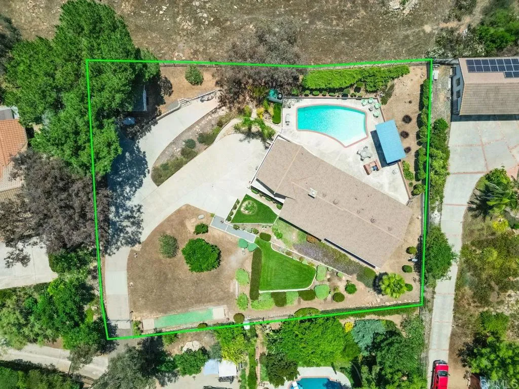https://cdn.realtyfeed.com/cdn/127/306467112/5927929e239469e80dd69b59471a6e0f.webp